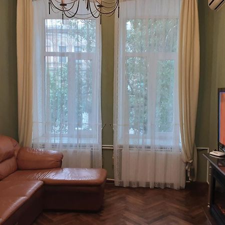 Apartment On Yevreis'Ka Street Одесса Экстерьер фото